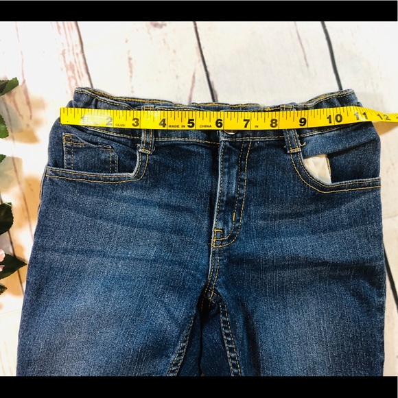 Dark wash Bermuda shorts size 8 girls - Picture 3 of 7